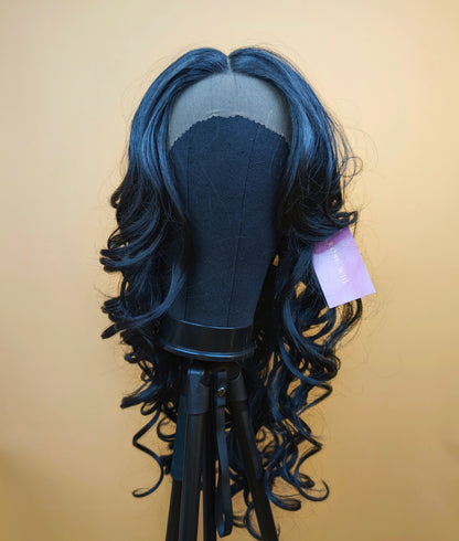 Rose Wig - High-Quality Synthetic Wig by Wiglene